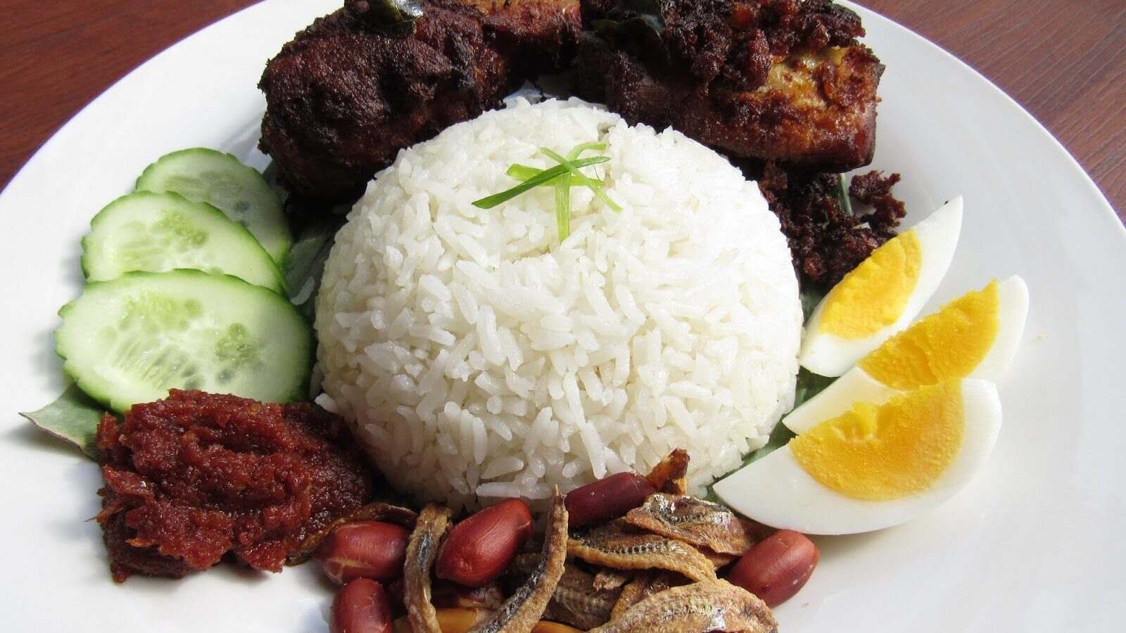 យល់ដឹងពីអាហារនីមួយៗ តំណាងឲ្យប្រទេសអាស៊ានទាំង១០ 7 image 2024 05 16 10 57 33 edited